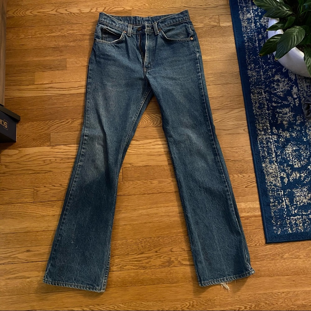 Vintage Bell Bottom Levi’s - Picture 4 of 11